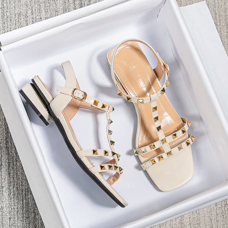Hualun's New Summer Fashion Ultra-medium-heel Studded Low-heel Sandals For Women, Large Sizes 41-43, Foreign Trade