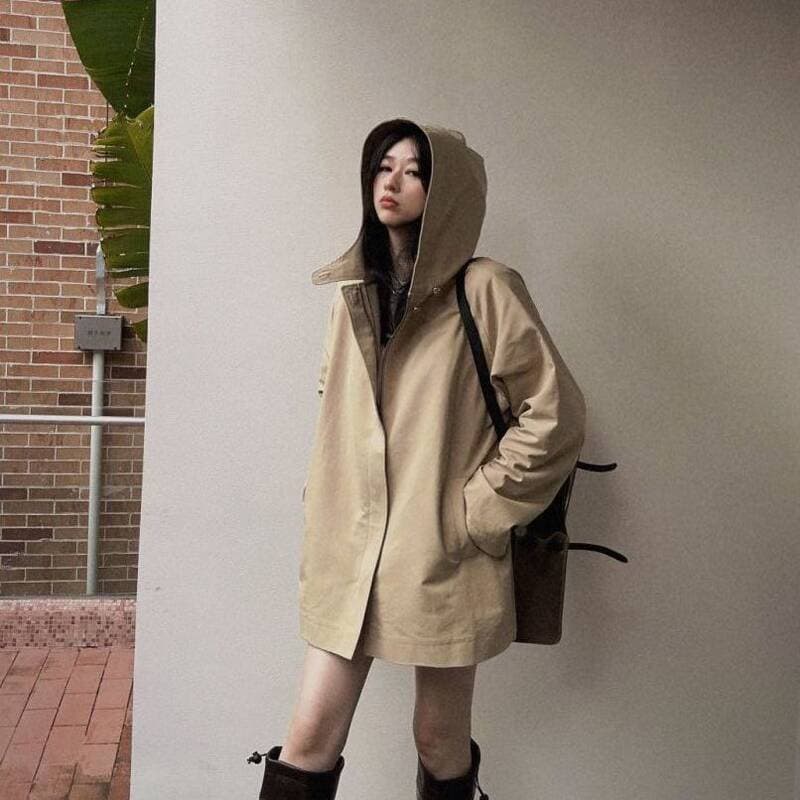 Trench-coat à capuche pour femme de petite taille, veste mi-longue de printemps, vêtement d'extérieur haut de gamme, ample et décontracté.