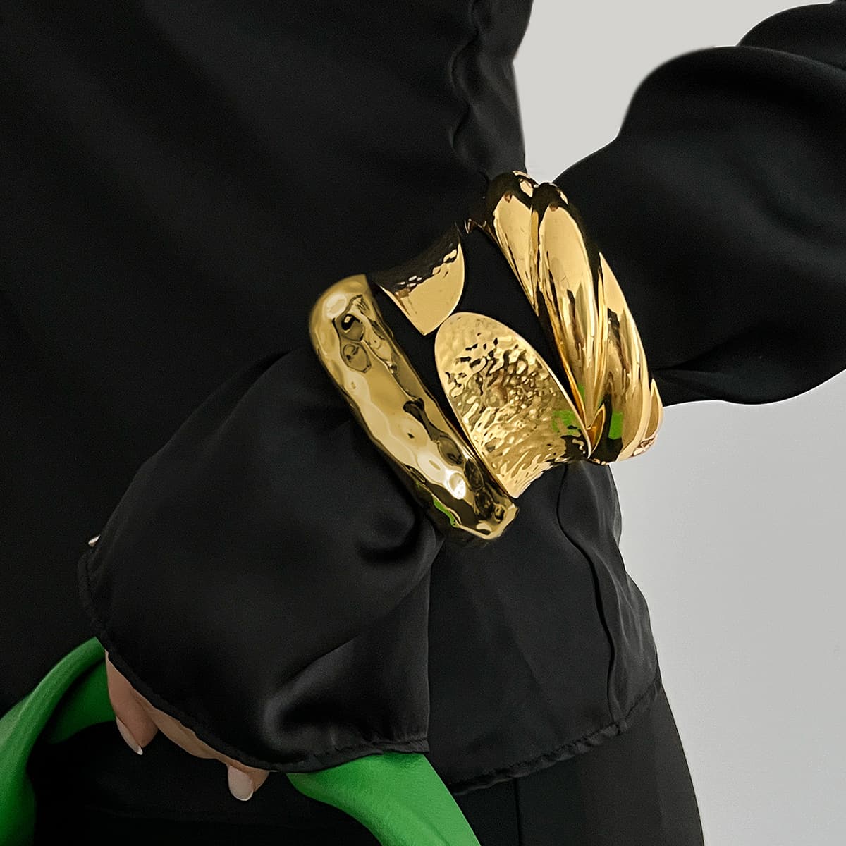 lava Alloy Thread Spring Open Bracelet Niche Sweet Cool Business Bracelet Hand Jewelry