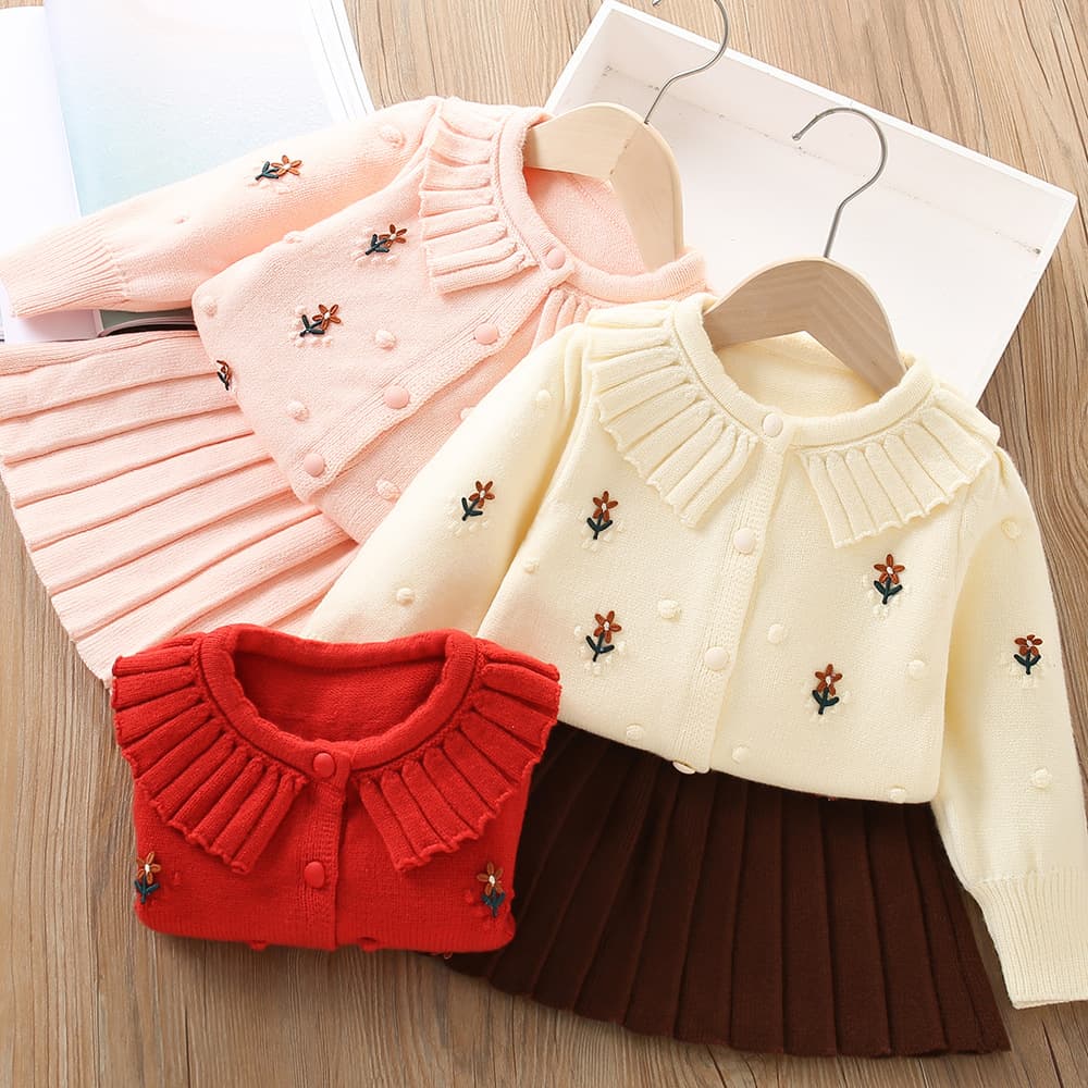 Girls Sweater Suit Autumn And Winter New Korean Style Little Girl Flower Knitted Long Sleeved Cardigan Two Piece Suit