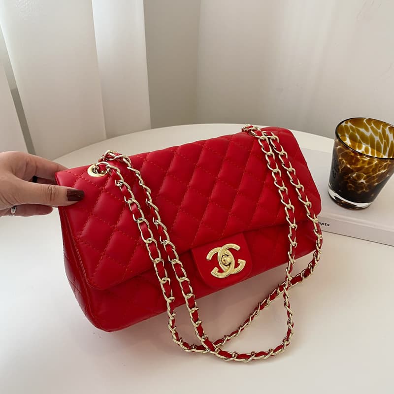 Sac transfrontalier Nouveau sac pour femme en gros 2023 Sac messager à bandoulière de mode européenne et américaine Sac à chaîne en diamant tou