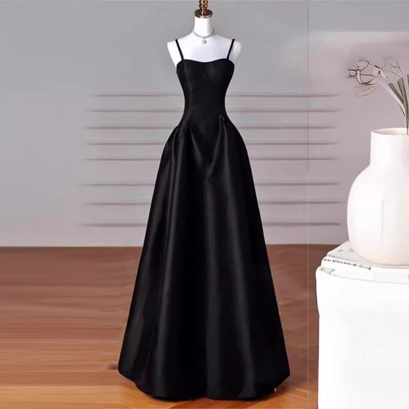 Women's Clothing Light Luxury Dress New Black Sling Slim Dress Student Art Exam Banquet Evening Dress