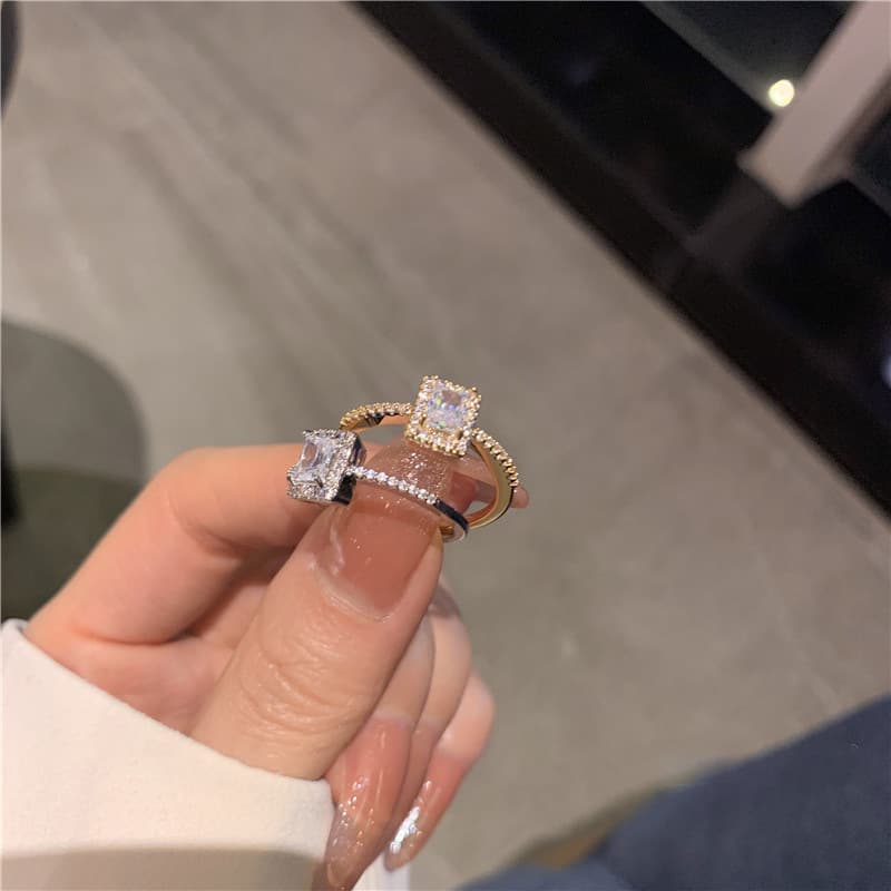 Open Square Diamond Light Luxury Super Flash Ring French Niche Design Zircon Cold Wind Ring Decoration