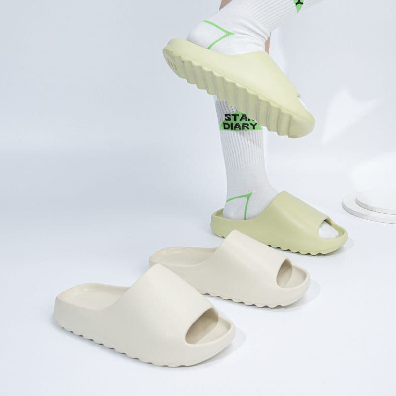 Chaussons unisexes en EVA – Sandales ultra-douces en EVA de 3,5 cm avec soutien de la voûte plantaire pour hommes et femmes (8 couleurs)