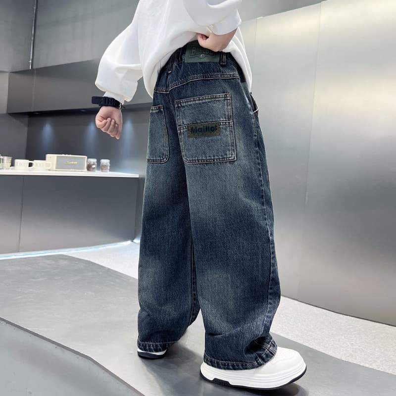 Boys' Spring Jeans Collection Medium And Large Style Casual Loose Long Pants For Children Ages 3-7 New 2026 Design