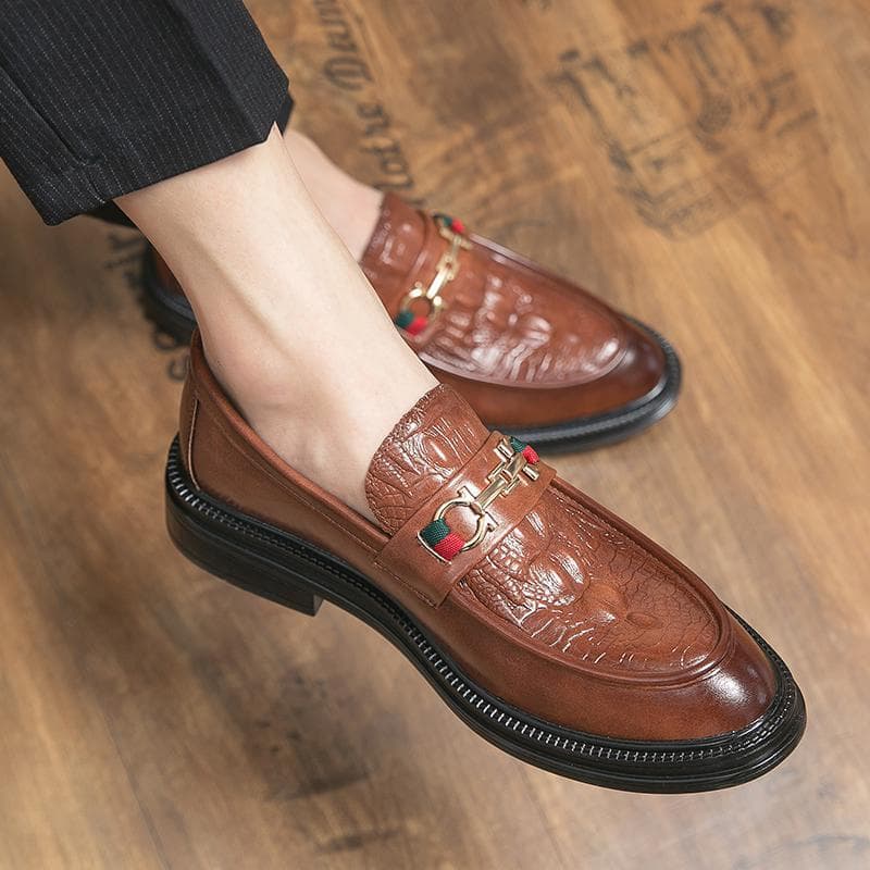 Mocassins pointus décontractés en cuir style britannique pour hommes, inspirés des coiffeurs de boîte de nuit.