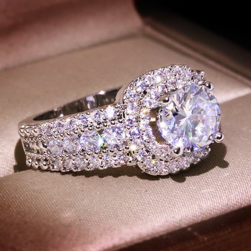 New Platinum-Plated Simulated Double Layer Super Shiny Zircon Ring For Women