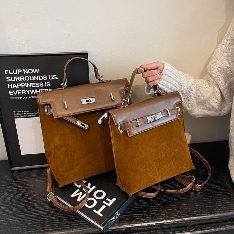 Autumn and winter versatile retro fashion casual large-capacity bag for women 2023 new commuter backpack high-end large bag
