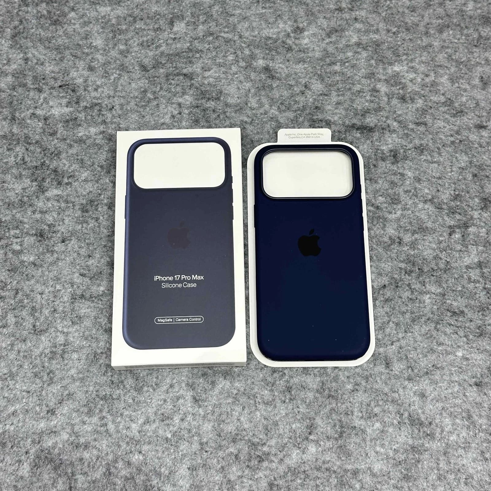 Étui magnétique en silicone d'origine pour iPhone Max Pro 17 / Mag.safe Cover