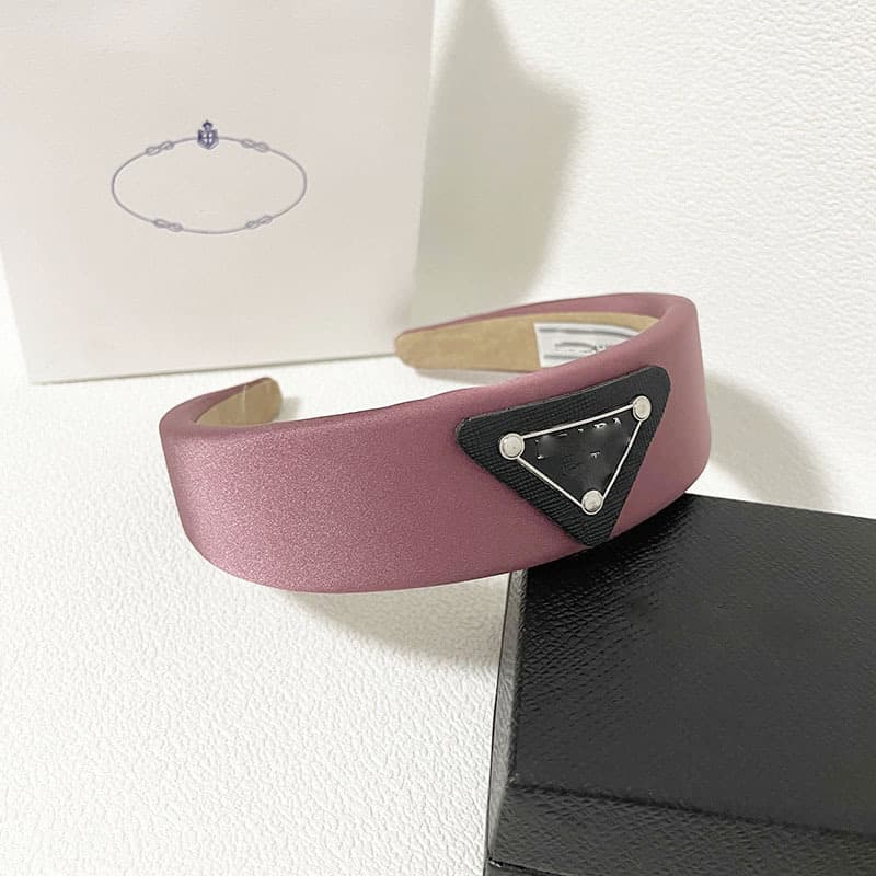 Bandeau en éponge rose à nœud haut, accessoire de cheveux simple et mignon, collection printemps/été 2026.