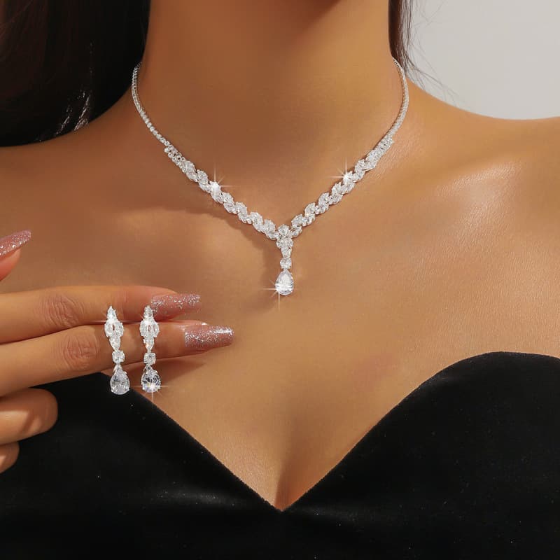 Temperament luxury shining zircon necklace earrings set Fashion pendant necklace jewelry for women
