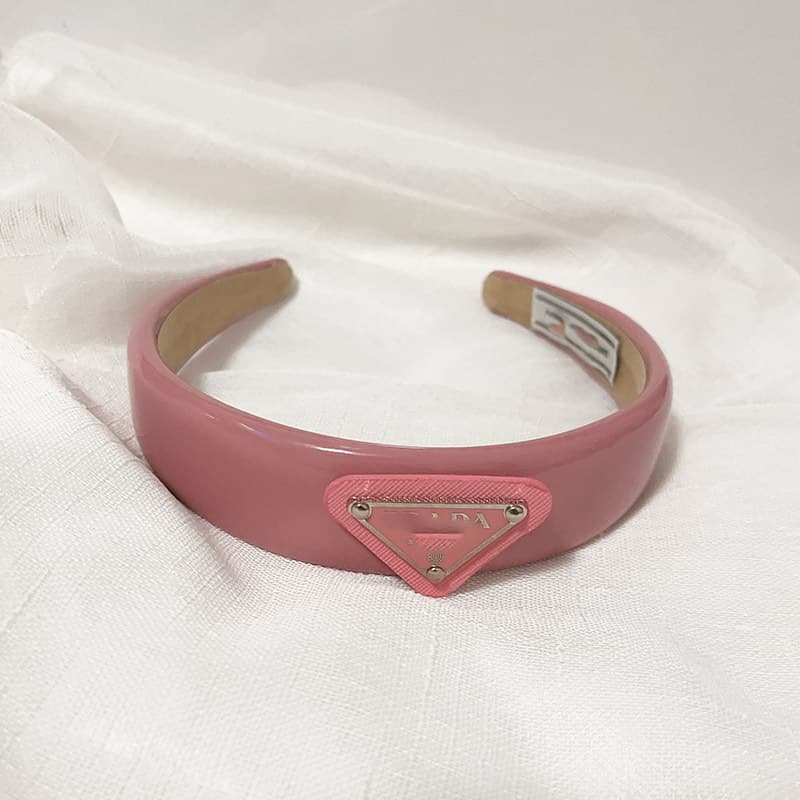 Bandeau en éponge rose à nœud haut, accessoire de cheveux simple et mignon, collection printemps/été 2026.