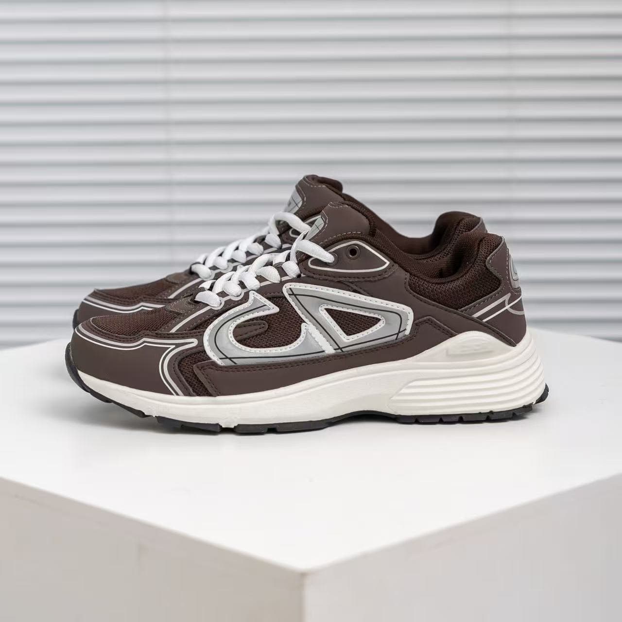 Nouvelles baskets respirantes et polyvalentes pour hommes et femmes, style décontracté et tendance, modèle Dad's Letter B30, pour la course à pie