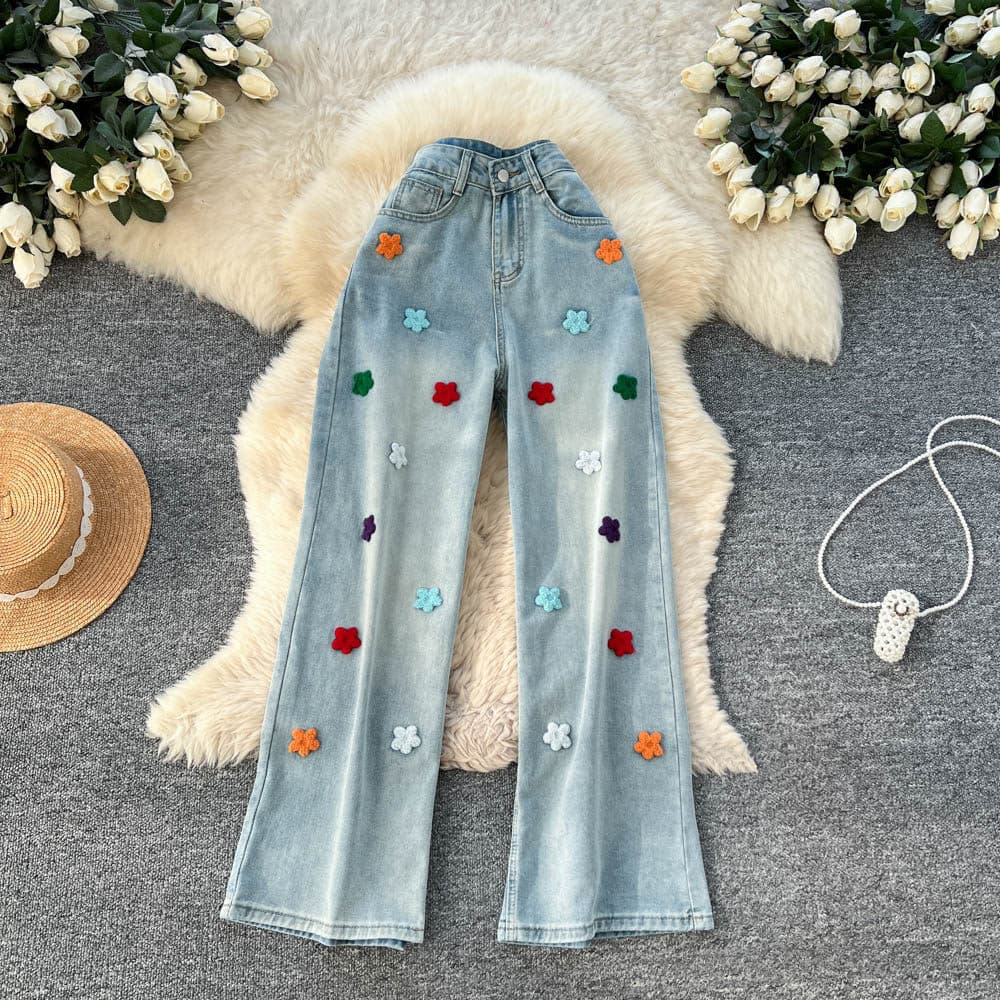 "Women's High Waisted Floral Embroidered Jeans – Light Blue Loose Fit Wide Leg Denim Pants For Petite & Curvy"