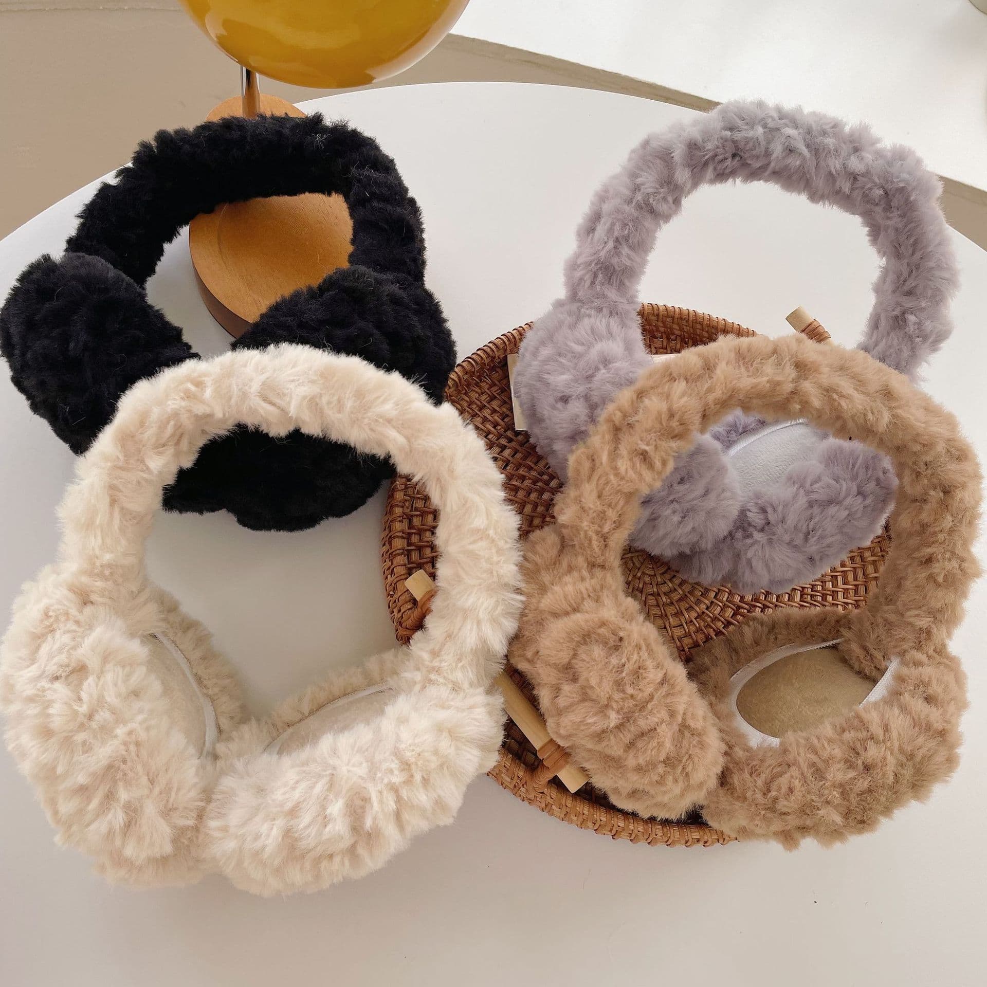 Unisex Winter earmuffs women go out cold warm solid color plus fleece thickened earmuffs Foldable plush earmuffs