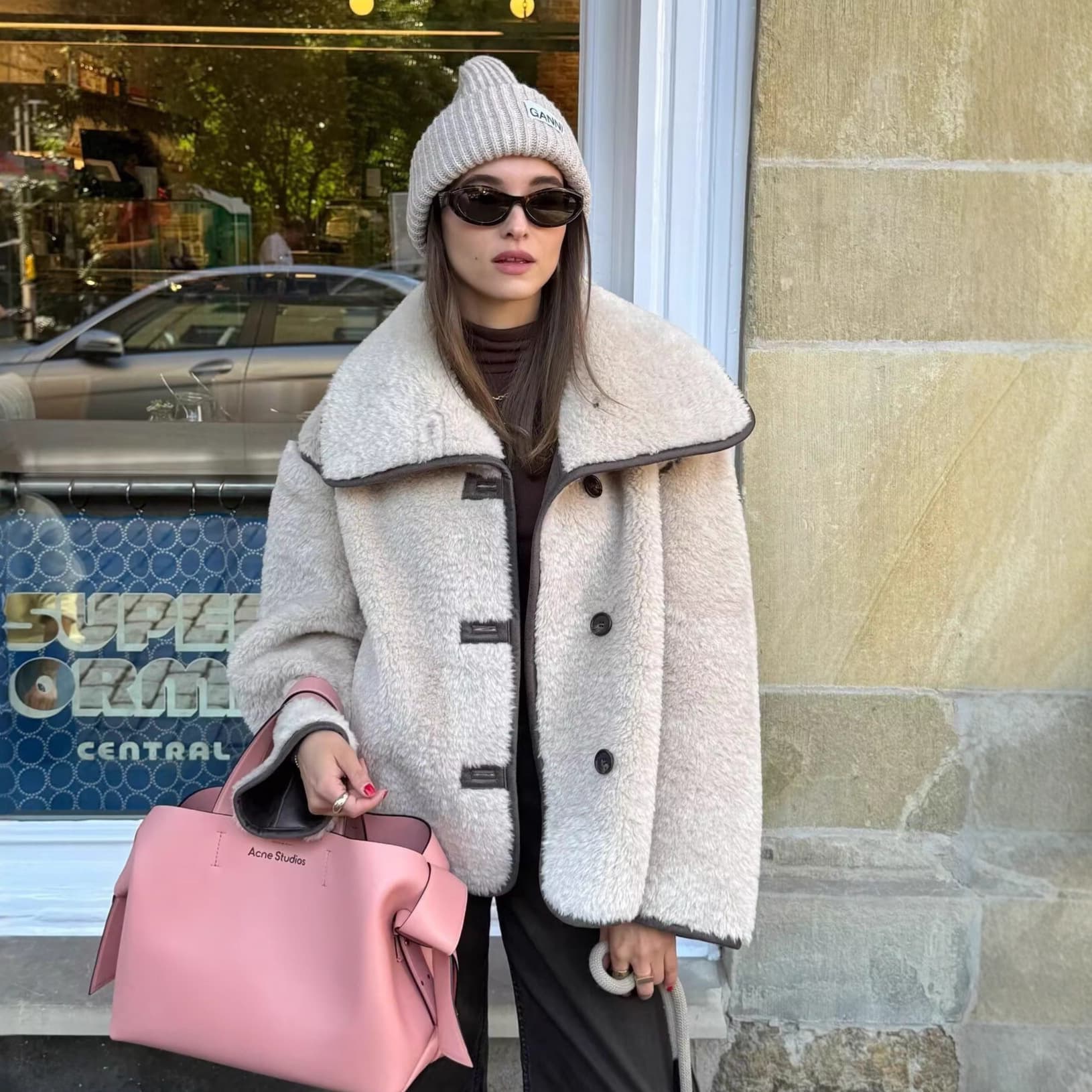 Women’s Fur-Trim Coat – Style, Large Lapel Winter Jacket In Beige