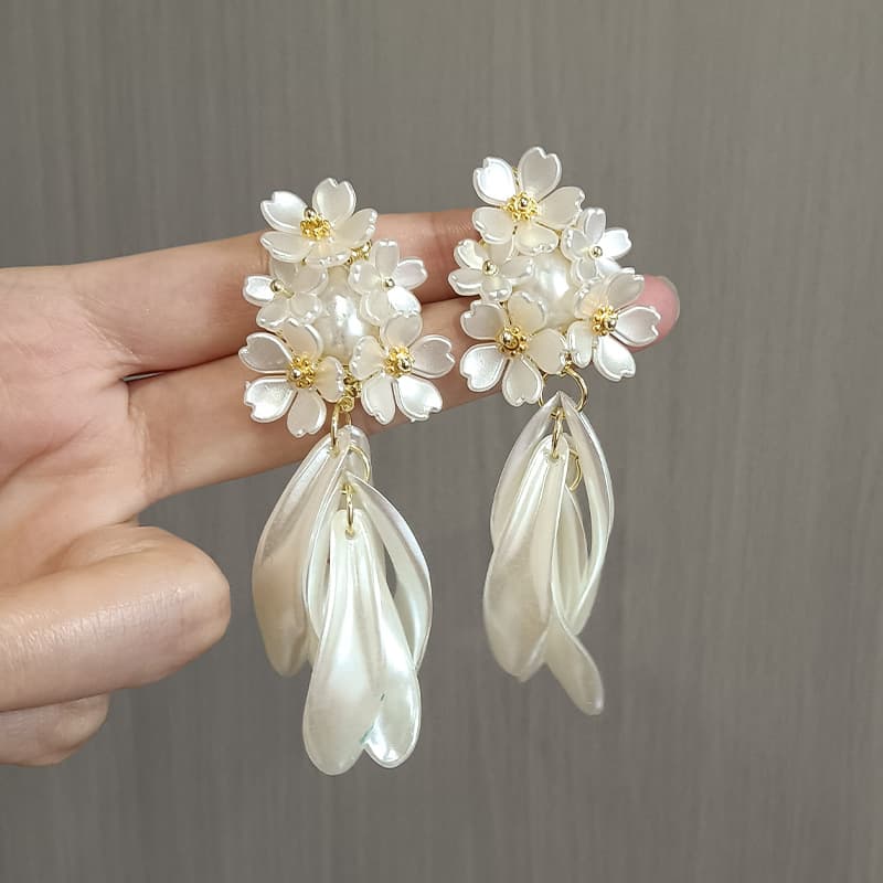 Women’s Jewelry Set Fashion Super FairyJasmine Flower Exaggerated Earrings Niche Design High End Long Tassel Earrings Bridal Earrings For Women