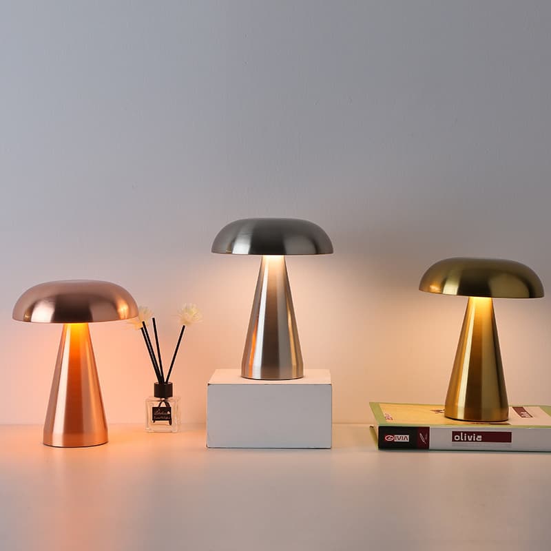 Danish for study, bedroom, portable charging, metal mushroom decorative table lamp