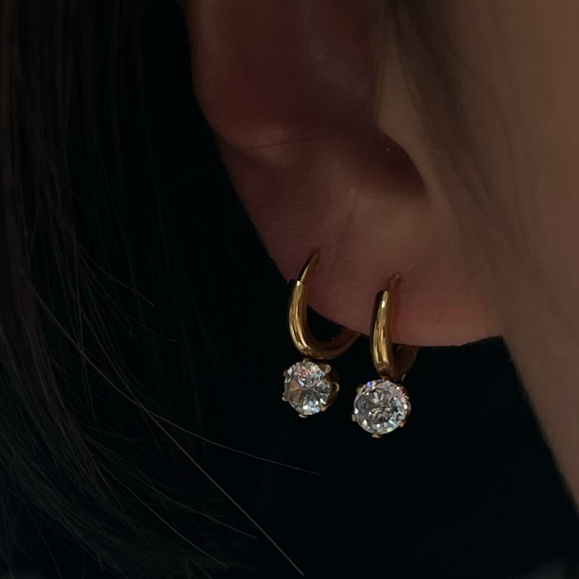 Women's Jewelry Set Fashion Niche Real Gold Electroplated Titanium Steel Diamond Small Zircon Pendant Earrings