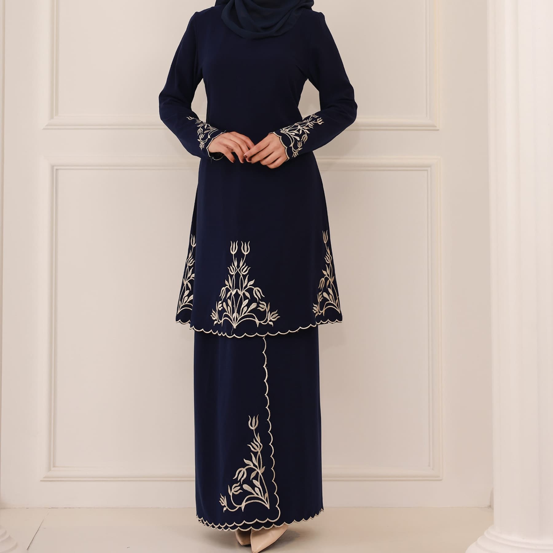 Muslim Fashion Malay exquisite embroidery Middle Eastern two-piece suit BK003