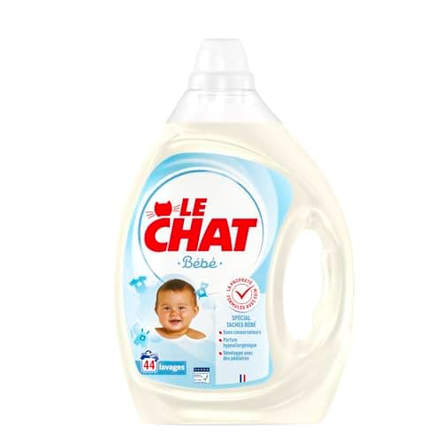 LE CHAT - Bébé - Lessive Liquide - Spécial Taches Bébé - Respect des Peaux Sensibles - Sans Conservateurs - Parfum Hypoallergénique - Développé avec des Pédiatres - 44 Lavages
