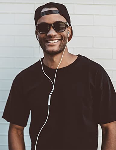 MAS CARNEY WI7 Écouteurs Intra-Auriculaires filaires, écouteurs en métal avec Prise Casque 3,5 mm, contrôle du Volume du Microphone, Noir