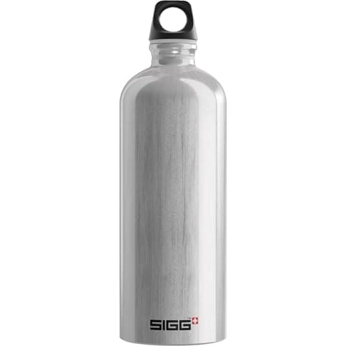 SIGG - Gourde Aluminium - Traveller - Certifiée Neutre En CO2 - Convient Aux Boissons Gazeuses - Étanche & Légère - Sans BPA - 0,6L / 1L