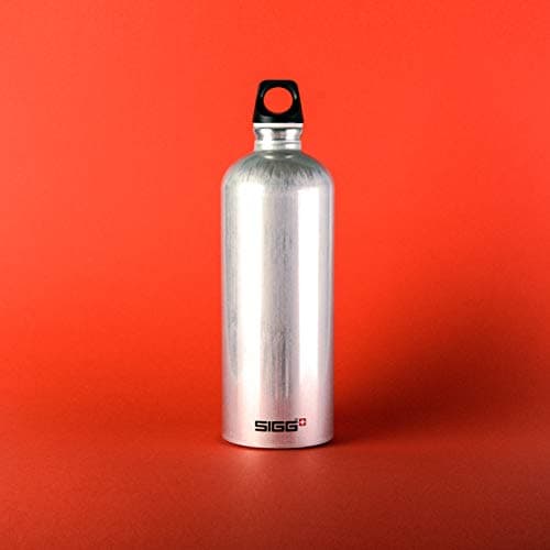 SIGG - Gourde Aluminium - Traveller - Certifiée Neutre En CO2 - Convient Aux Boissons Gazeuses - Étanche & Légère - Sans BPA - 0,6L / 1L