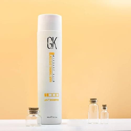 GK HAIR Global Keratin pH+ Pre-Treatment Clarifying Shampoo (10.1 Fl Oz/300ml) Prépare le nettoyage en profondeur des cheveux, élimine les impuretés tous les types de cheveux hommes et femmes