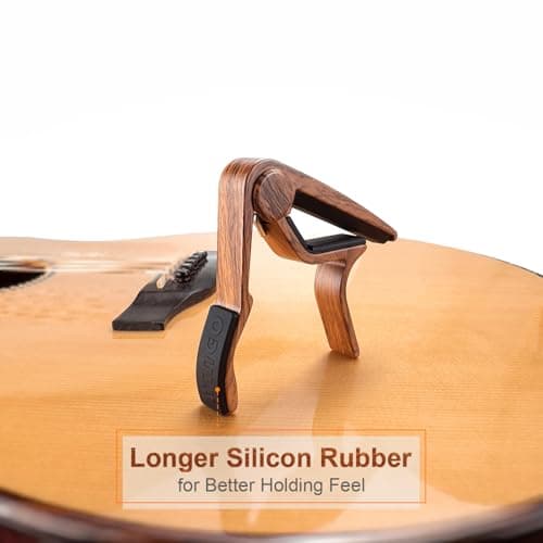 WiNGO Capodastre Guitare, Alliage Flat Classical Capo de Guitare Pour Corde en Nylon Guitare Classique Avec 5 Médiators, Couleur Bois.