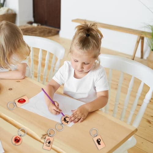 FRUHLING Lot de 10 porte-clés vierges en bois avec anneau en bois naturel pour sculpture, peinture, décoration, cadeaux