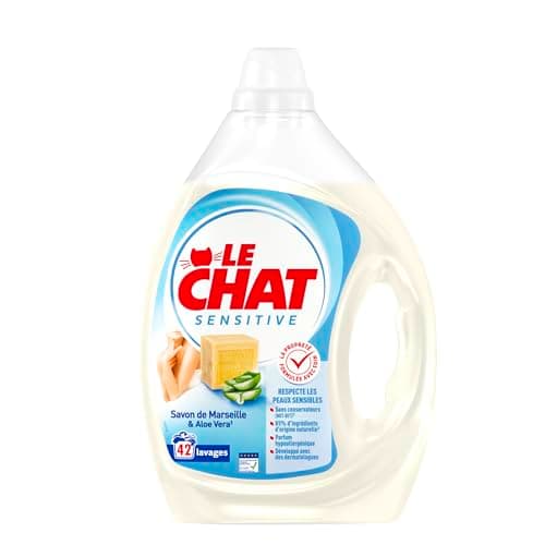 LE CHAT - Sensitive - Savon de Marseille & Aloe Vera - Respecte les Peaux Sensibles - 85% d'ingrédients d'origine naturelle - Parfum Hypoallergénique - Développé avec des Dermatologues - 42 Lavages