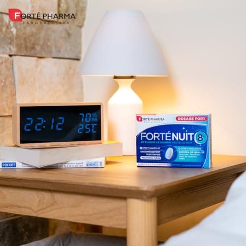 Forté Pharma - FortéNuit 8h - Complément Alimentaire à base de Mélatonine et Plantes - Sommeil de Qualité - 15 comprimés Bi-couches