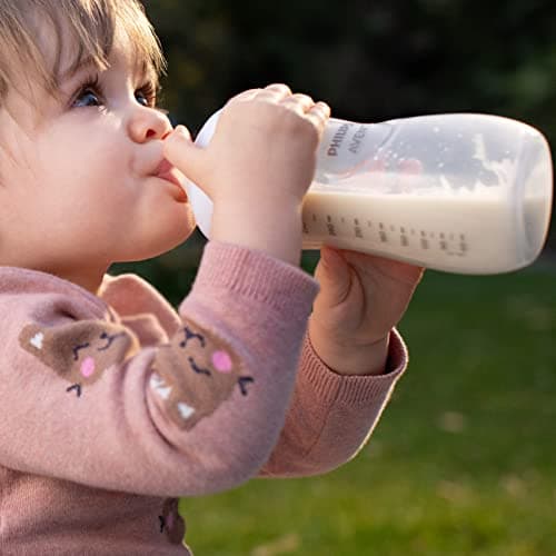 Philips Avent Lot de 2 biberons en verre à Réponse Naturelle – biberon de 240 ml, sans BPA pour les bébés de 1 mois et + (modèle SCY933/02)