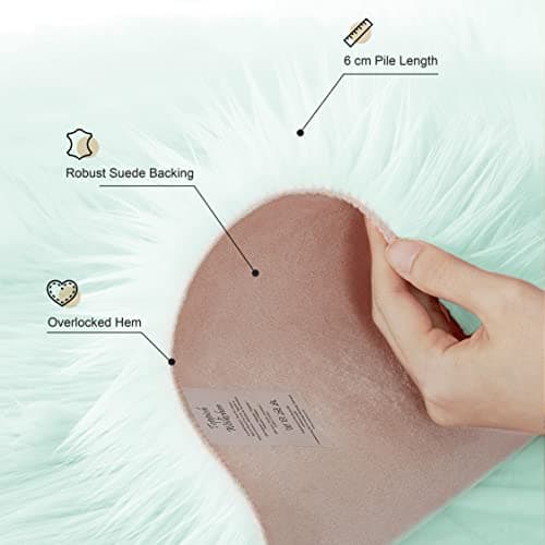 Teppich Wölkchen Tapis en Fausse Fourrure d'agneau et Peau de Mouton - Carpette Moelleuse pour Chambre à Coucher, Salon, Crèche - Jet de Divan de Décoration Chaise - Vert Menthe - 90cm - Rond