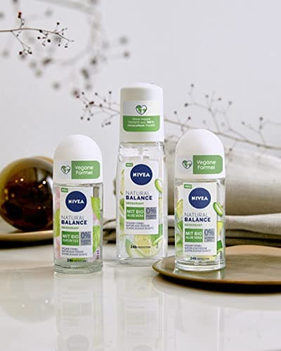 NIVEA NATURALLY GOOD Déodorant Femme Aloe Vera Bio Bille 50 ml, déodorant avec 95% d’ingrédients d’origine naturelle, roll-on fraîcheur 24h