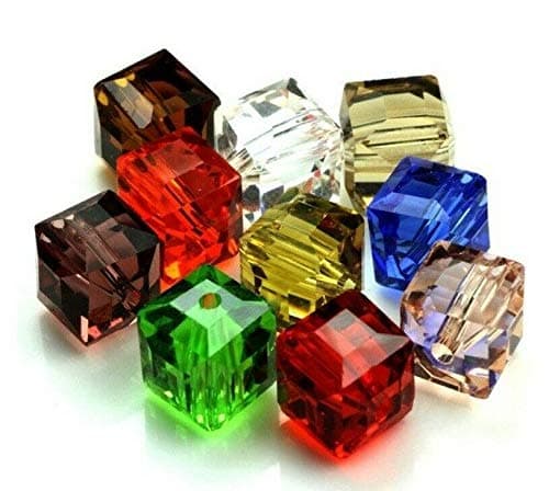 Perlin Lot de 75 perles en cristal de Bohême tchèques taillées en forme de cube de Bohême avec trou pour enfiler (4 x 4 mm)