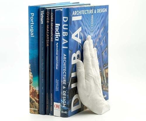 Michelangelo KIT L de moulage. Permet de créer une sculpture de 2 mains d'adultes ou 3 d'enfants en famille ou entre amis. Un pichet doseur de 1 litre et une spatule en plastique pour mélanger.