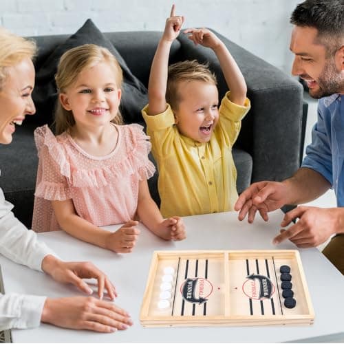 Fast Sling Puck Game, Catapult Board Game Jeu de Table de Hockey Portable en Bois Jeu de Palet à Fronde Rapide Convient pour l'Interaction Parent-Enfant Jeux De Société (35 * 22 * 2.5cm)