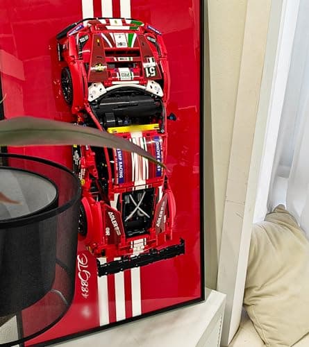 WETCEAOM Cadre Tableau d'affichage Mural pour Lego Technic 42125 Ferrari 488 GTE AF Corse #51, Tableau d'affichage Mural pour Lego Les Amateurs, Taille : 75x45 cm(sans modèle)