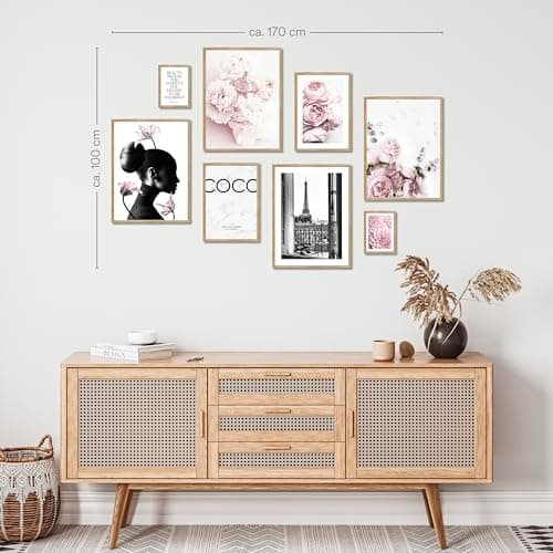 ARTFAVES® Ensemble d'affiches decoration murale - COCO - 8 poster moderne - Salon et chambre Rose, mode, rose, rose, glamour, style de vie, fleurs, parfum, fille - avec cadres noirs