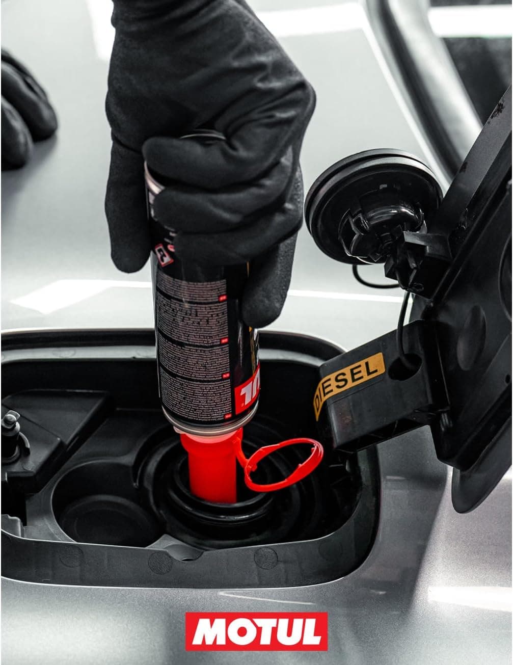 Motul Additif Tout En Un Diesel Nettoyant Injection Multi-Action 300 ml