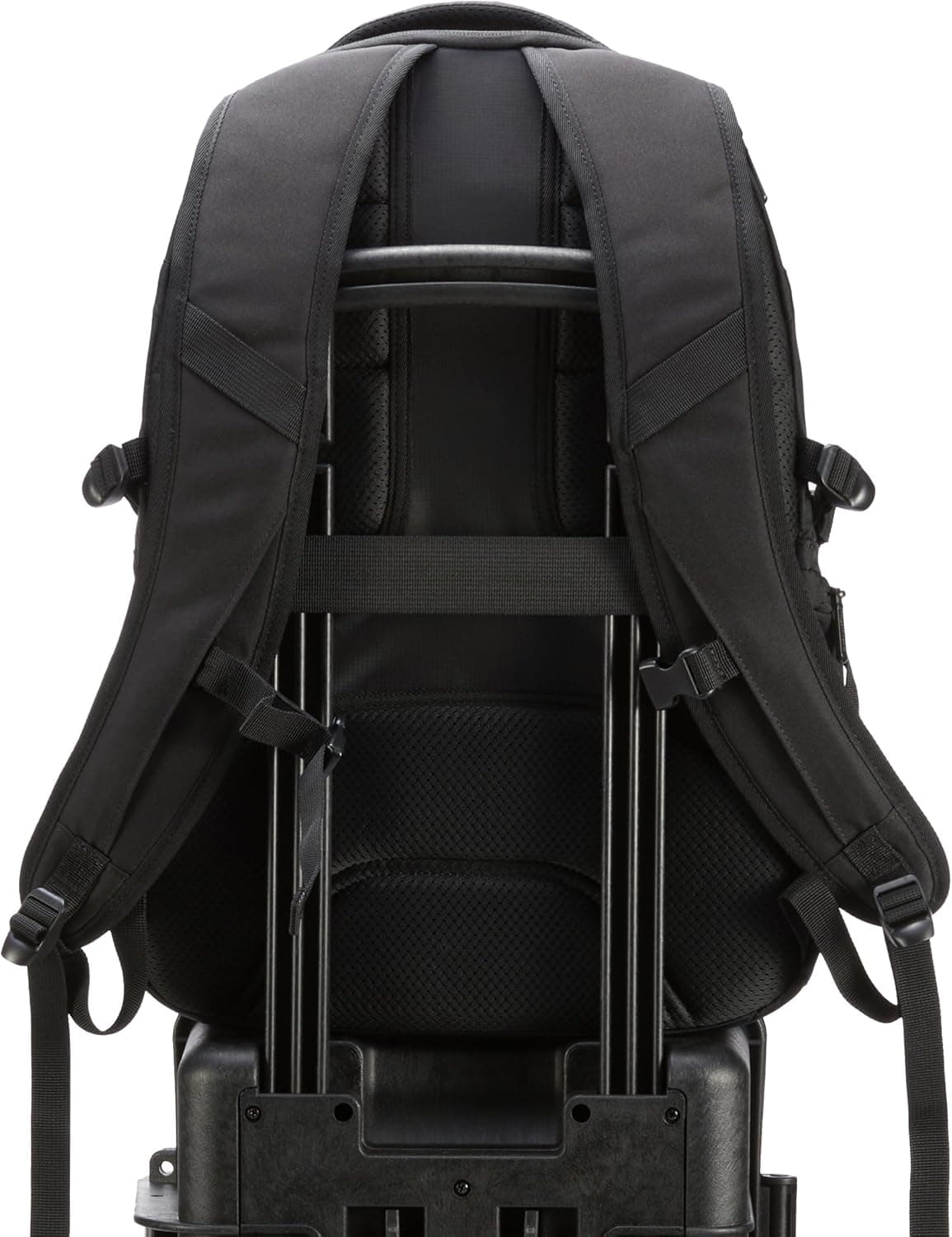 Amazon Basics Sac à dos de voyage pour ordinateur portable 17", Noir