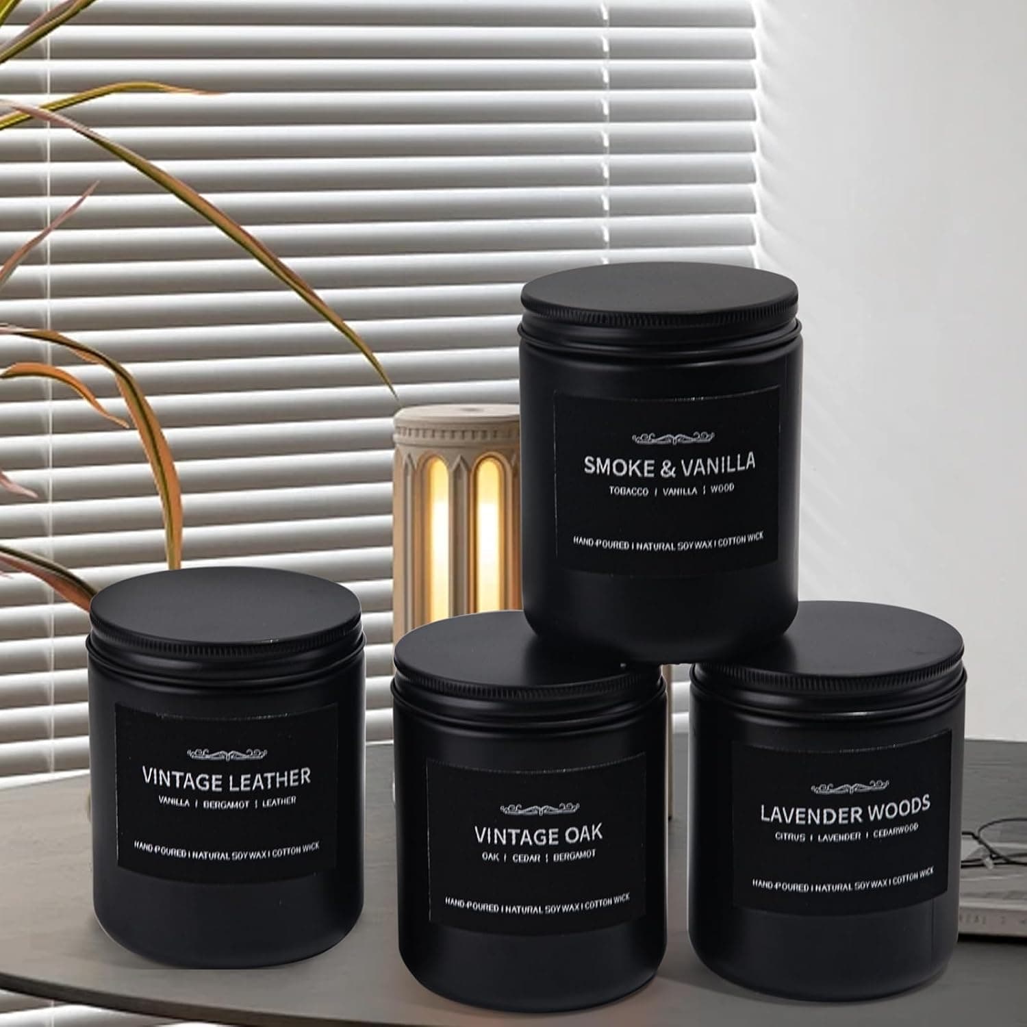 Bougies Parfumées pour Hommes, Ensemble de 4 Bougies de Soja pour la Maison, Cadeaux pour la Fête des Pères, avec des Arômes de Cuir/Chêne/Bois de Lavande/Vanille Fumée