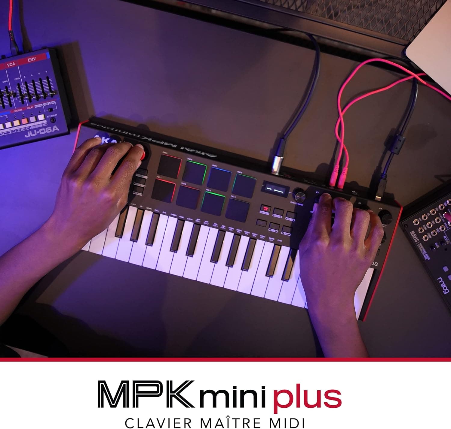 Akai Professional MPK Mini Plus Clavier MIDI USB 37 Touches | Touches Mini Sensibles à la Vélocité, 8 Pads MPC, Séquenceur 64 Pas, E/S MIDI/CV/Gate, Logiciels Inclus, pour Beatmakers