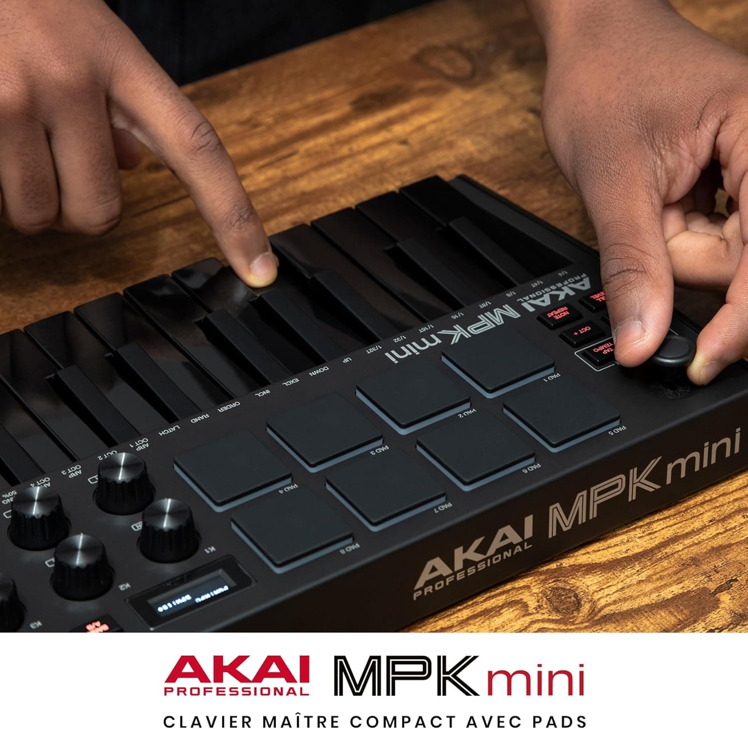 Akai Professional MPK Mini MK3 Clavier MIDI USB 25 Touches, Noir | Touches Mini Sensibles à la Vélocité, 8 Pads MPC, 8 Boutons, Logiciels Inclus, pour Beatmakers, Producteurs et Home Studio