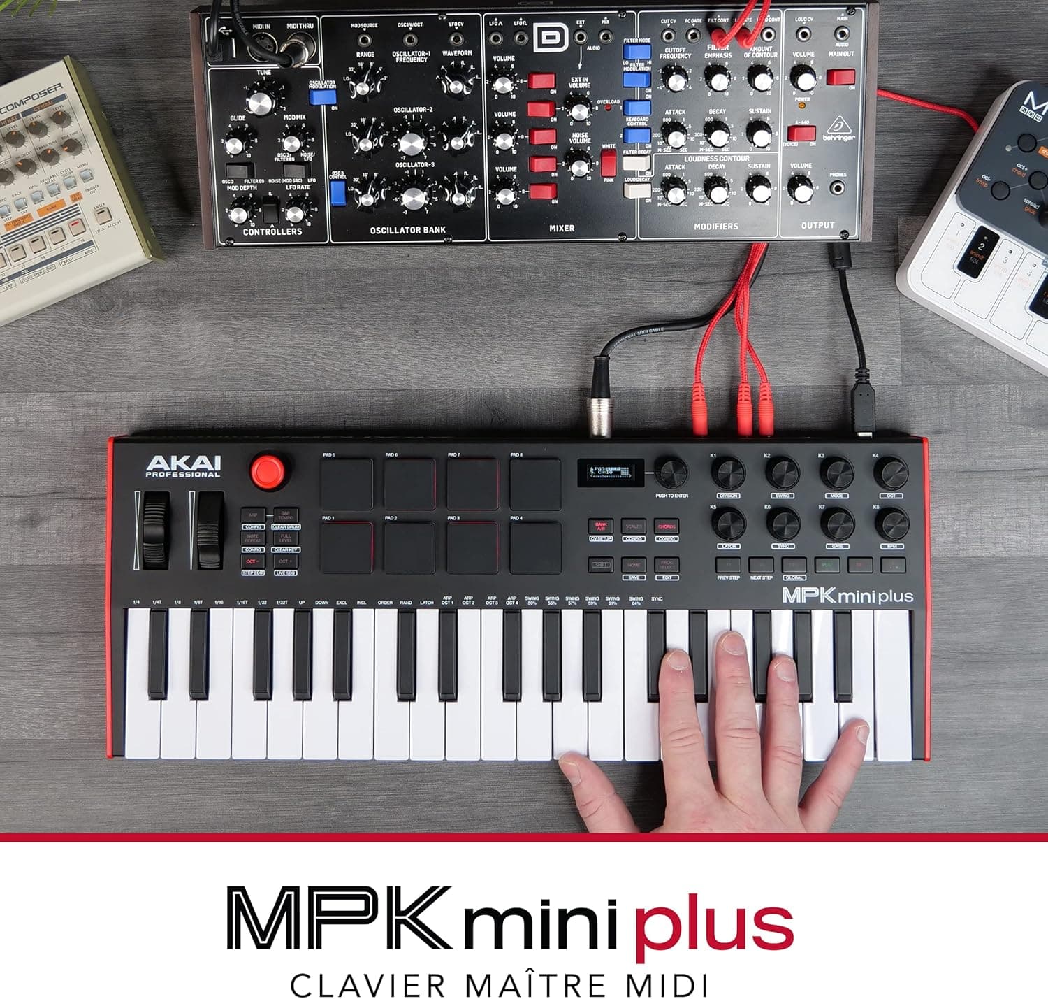 Akai Professional MPK Mini Plus Clavier MIDI USB 37 Touches | Touches Mini Sensibles à la Vélocité, 8 Pads MPC, Séquenceur 64 Pas, E/S MIDI/CV/Gate, Logiciels Inclus, pour Beatmakers