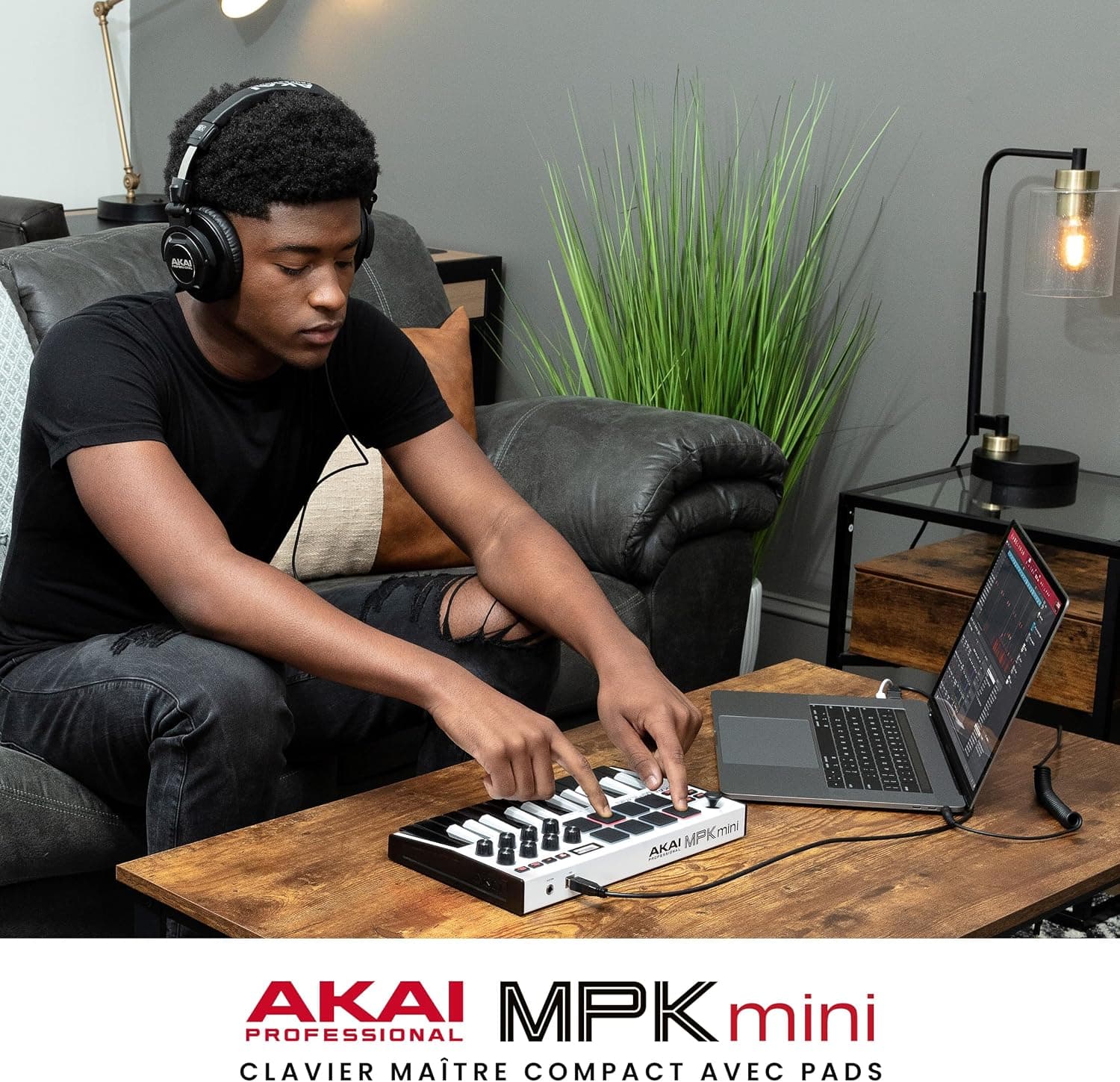 Akai Professional MPK Mini MK3 Clavier MIDI USB 25 Touches, Blanc | Touches Mini Sensibles à la Vélocité, 8 Pads MPC, 8 Boutons, Logiciels Inclus, pour Beatmakers, Producteurs et Home Studio