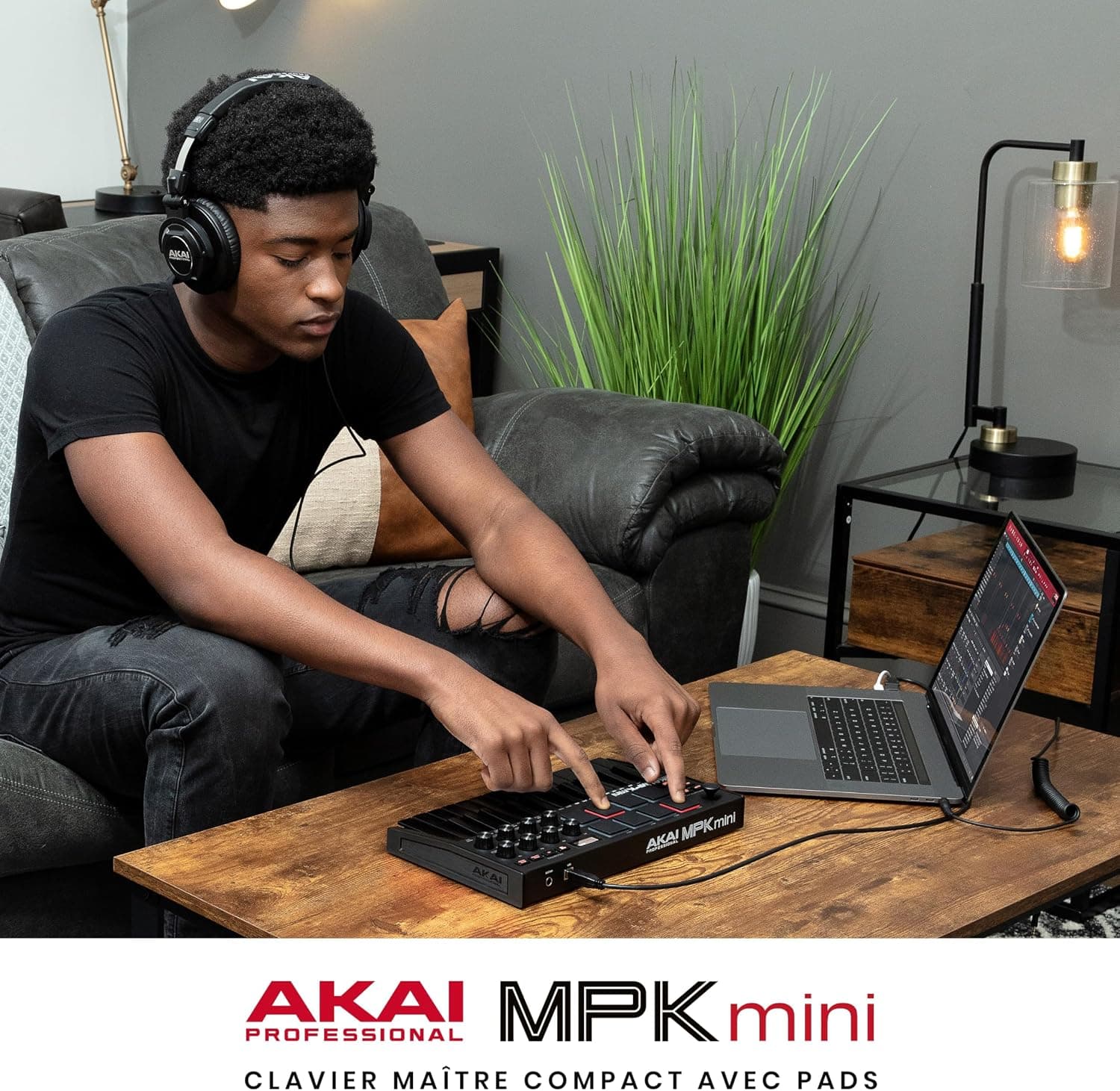 Akai Professional MPK Mini MK3 Clavier MIDI USB 25 Touches, Noir | Touches Mini Sensibles à la Vélocité, 8 Pads MPC, 8 Boutons, Logiciels Inclus, pour Beatmakers, Producteurs et Home Studio